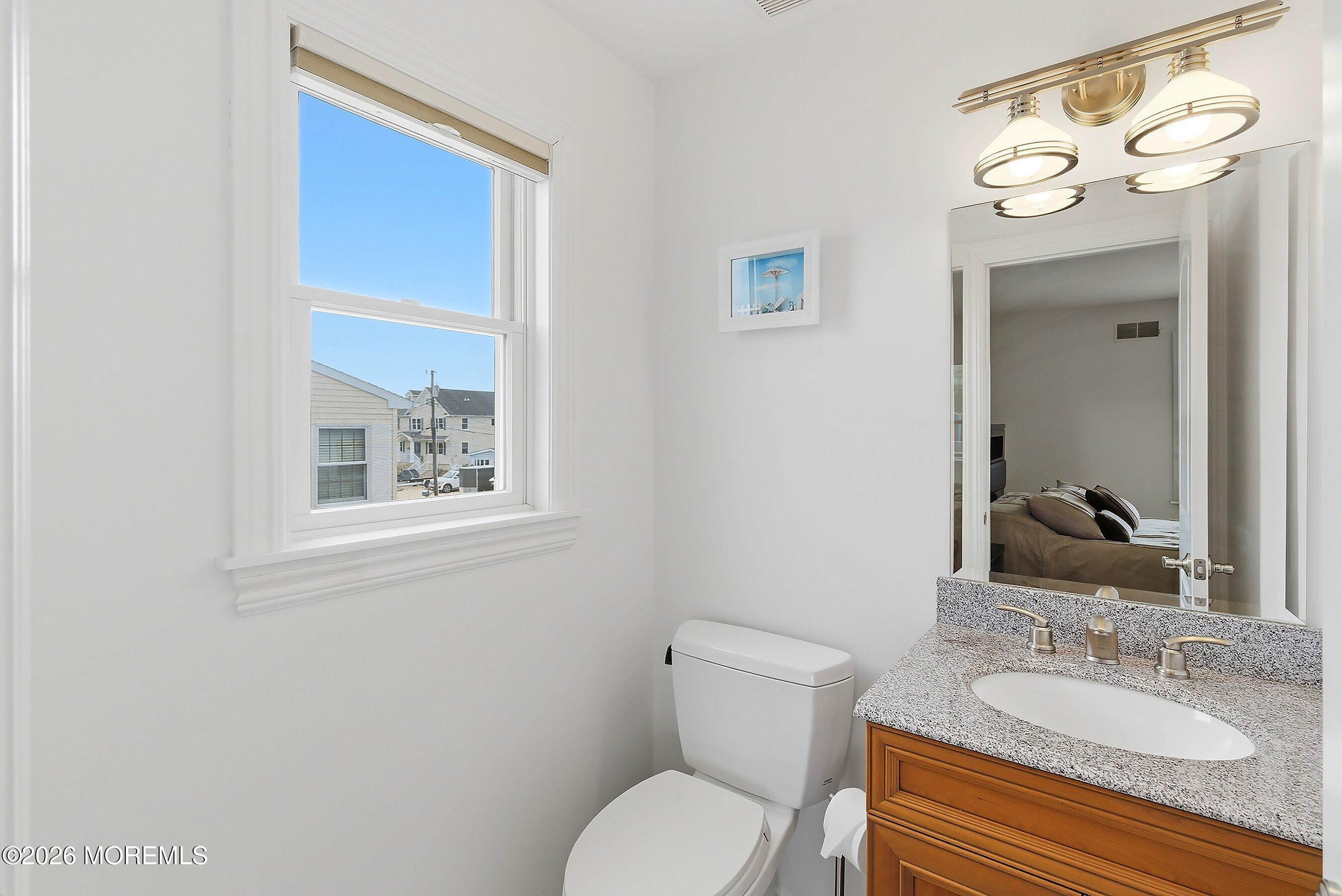 Toms River, New Jersey, 08753, United States, 5 Bedrooms Bedrooms, ,5 BathroomsBathrooms,Residential,Active,2052085