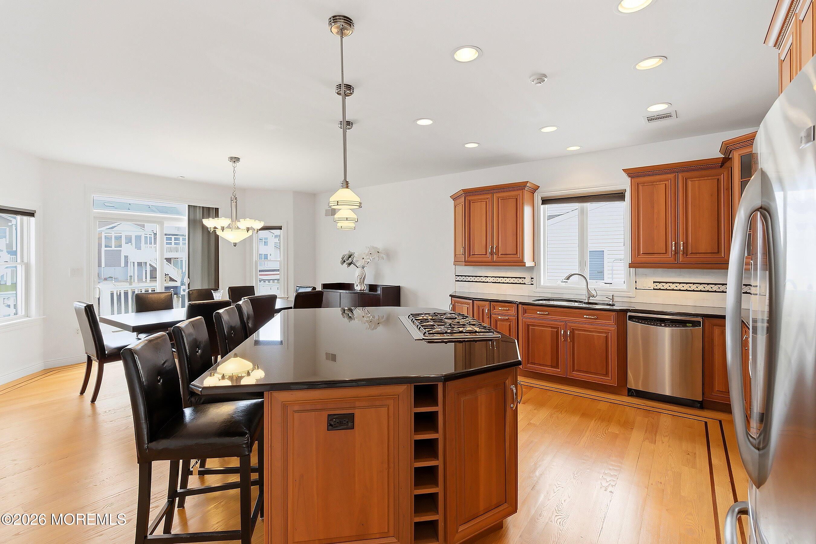 Toms River, New Jersey, 08753, United States, 5 Bedrooms Bedrooms, ,5 BathroomsBathrooms,Residential,Active,2052085