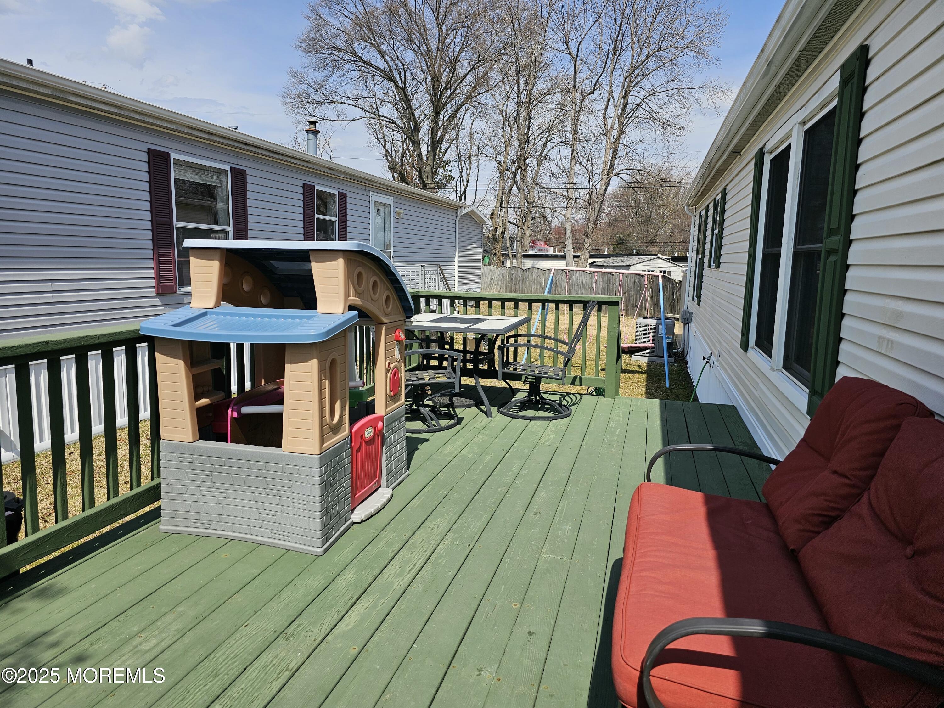 4 Kane Lane, Hazlet, New Jersey image 3