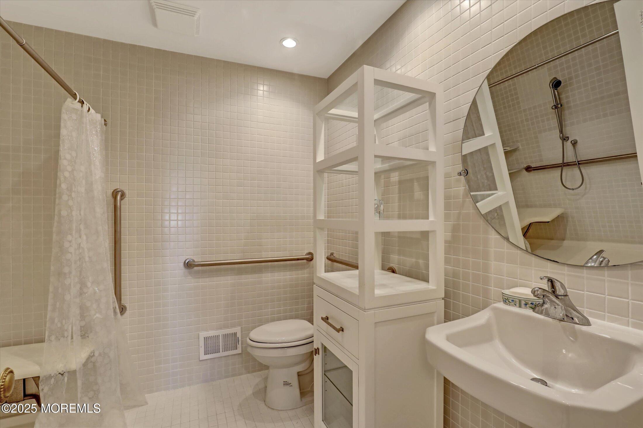 12 Woodford Road, Deal, New Jersey image 44