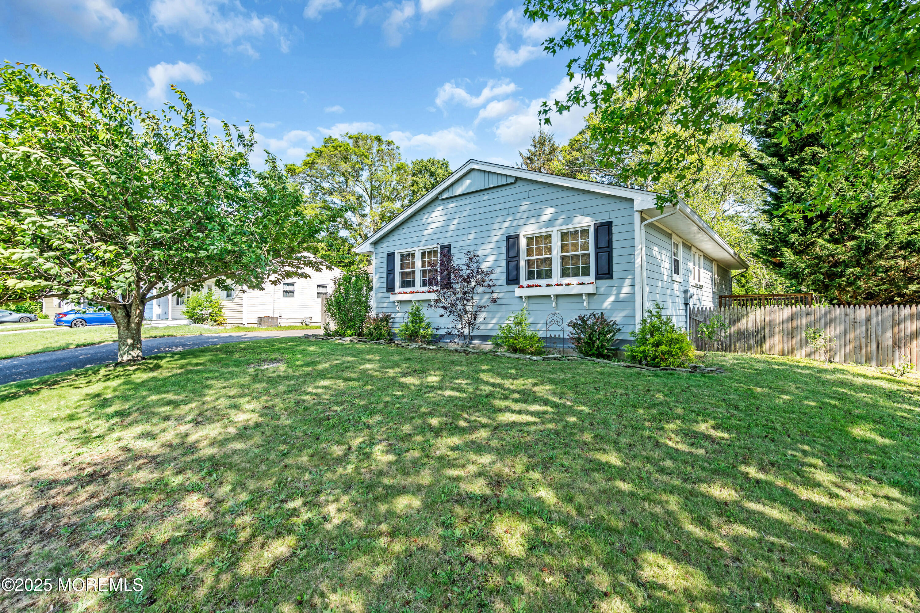 2 Saratoga Lake Drive