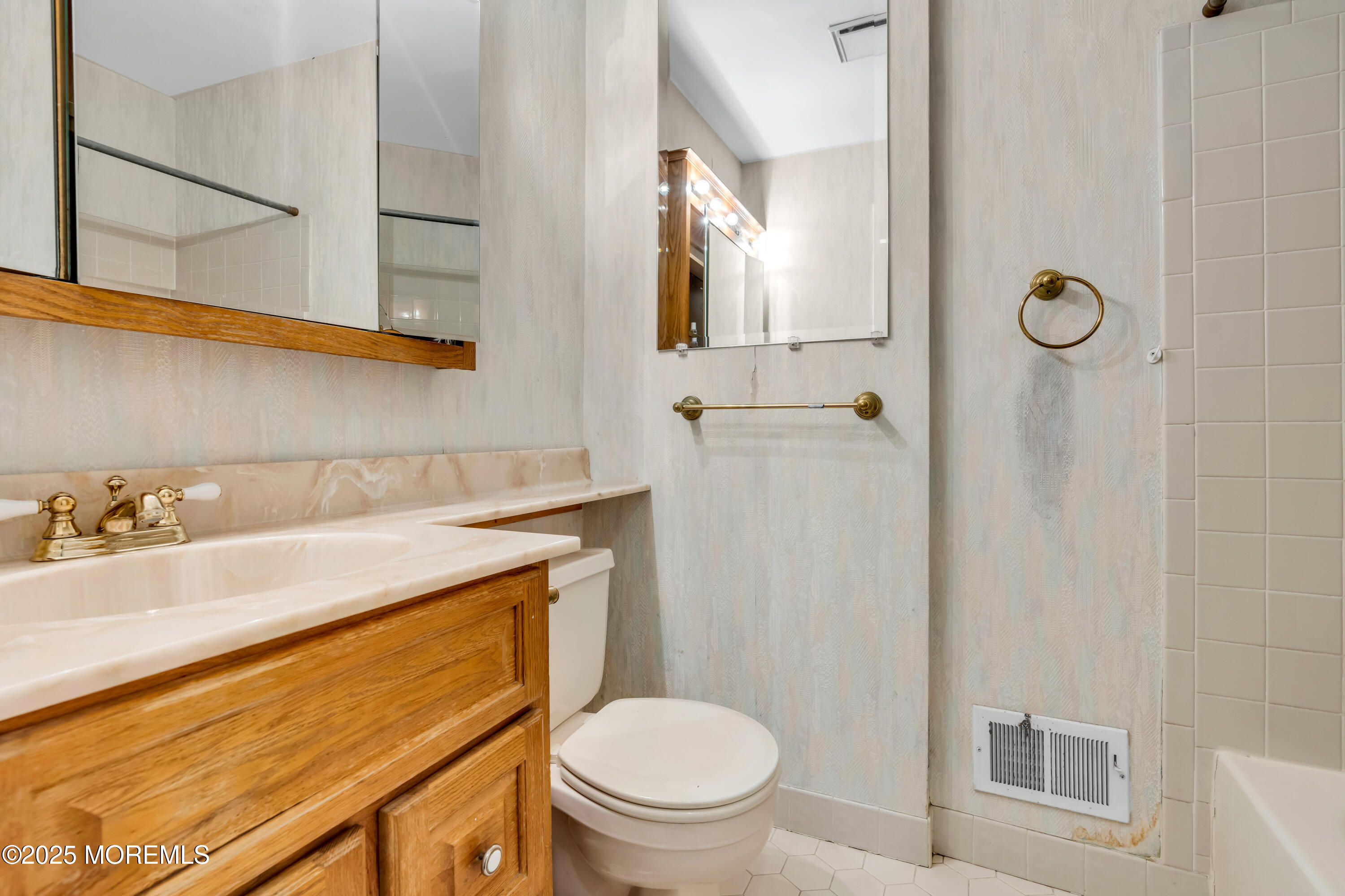 20 Lone Star Lane, Manalapan, New Jersey image 17