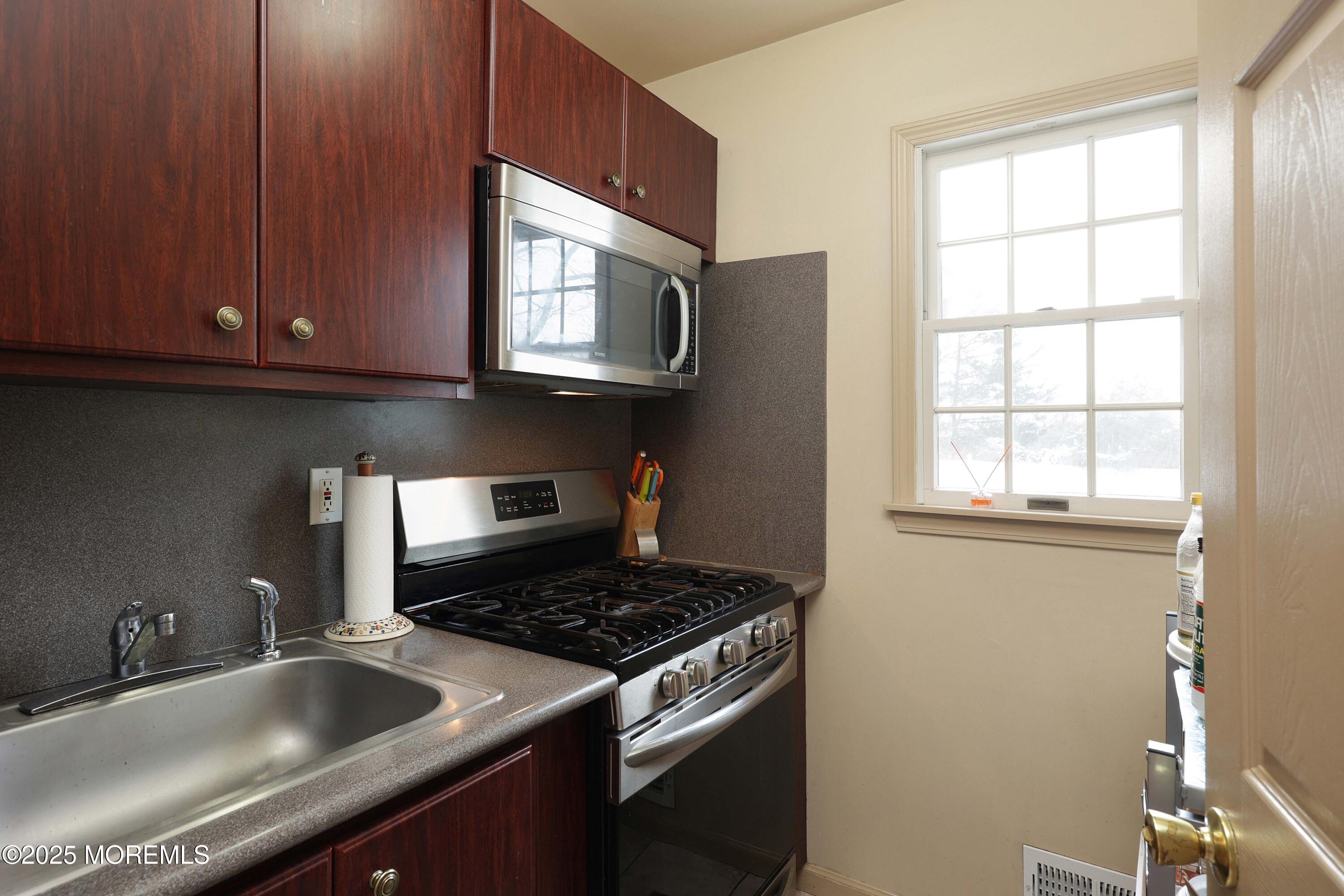 145 Dugan Lane, Toms River, New Jersey image 21