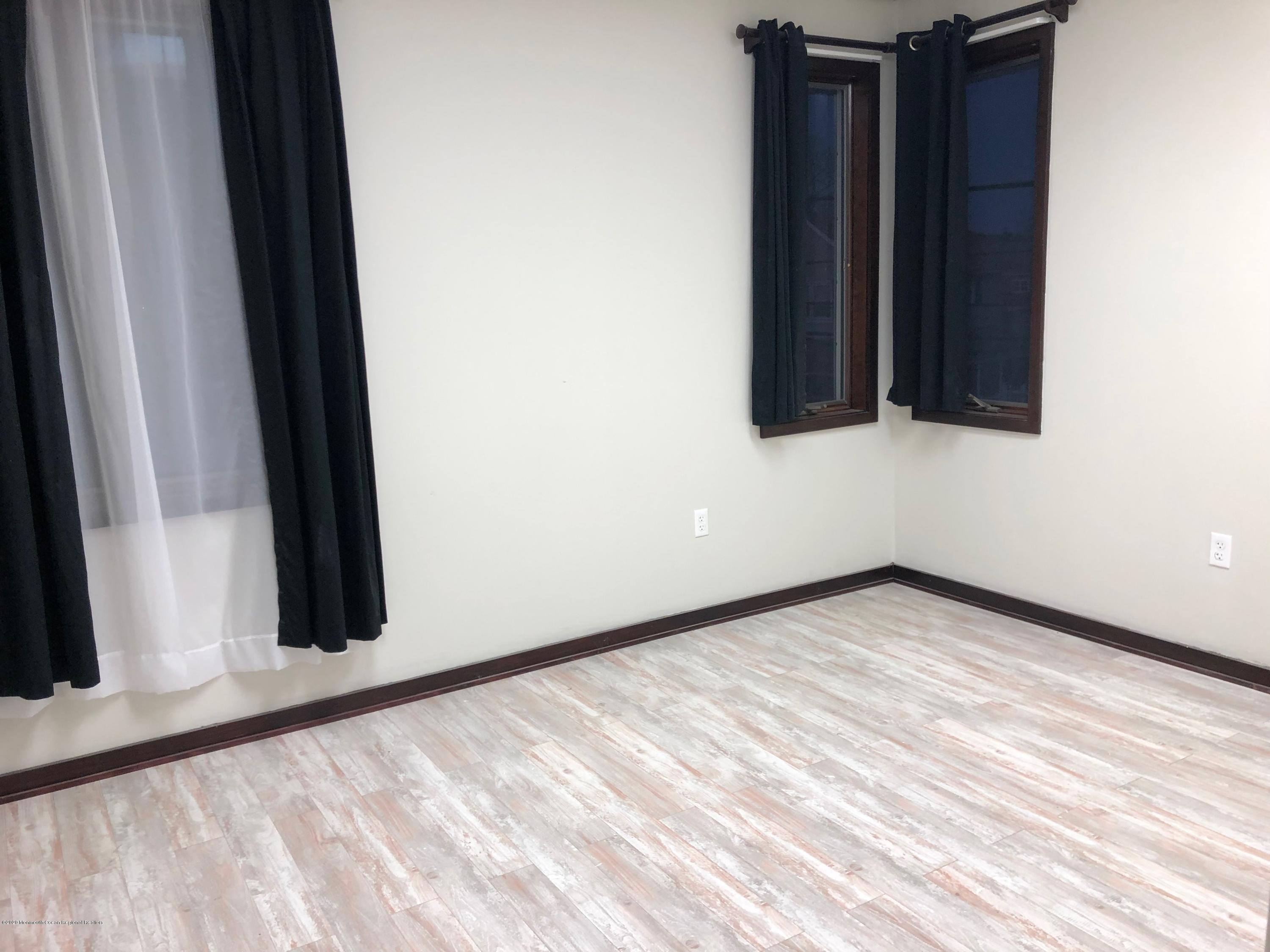 27 Beach Road 6A