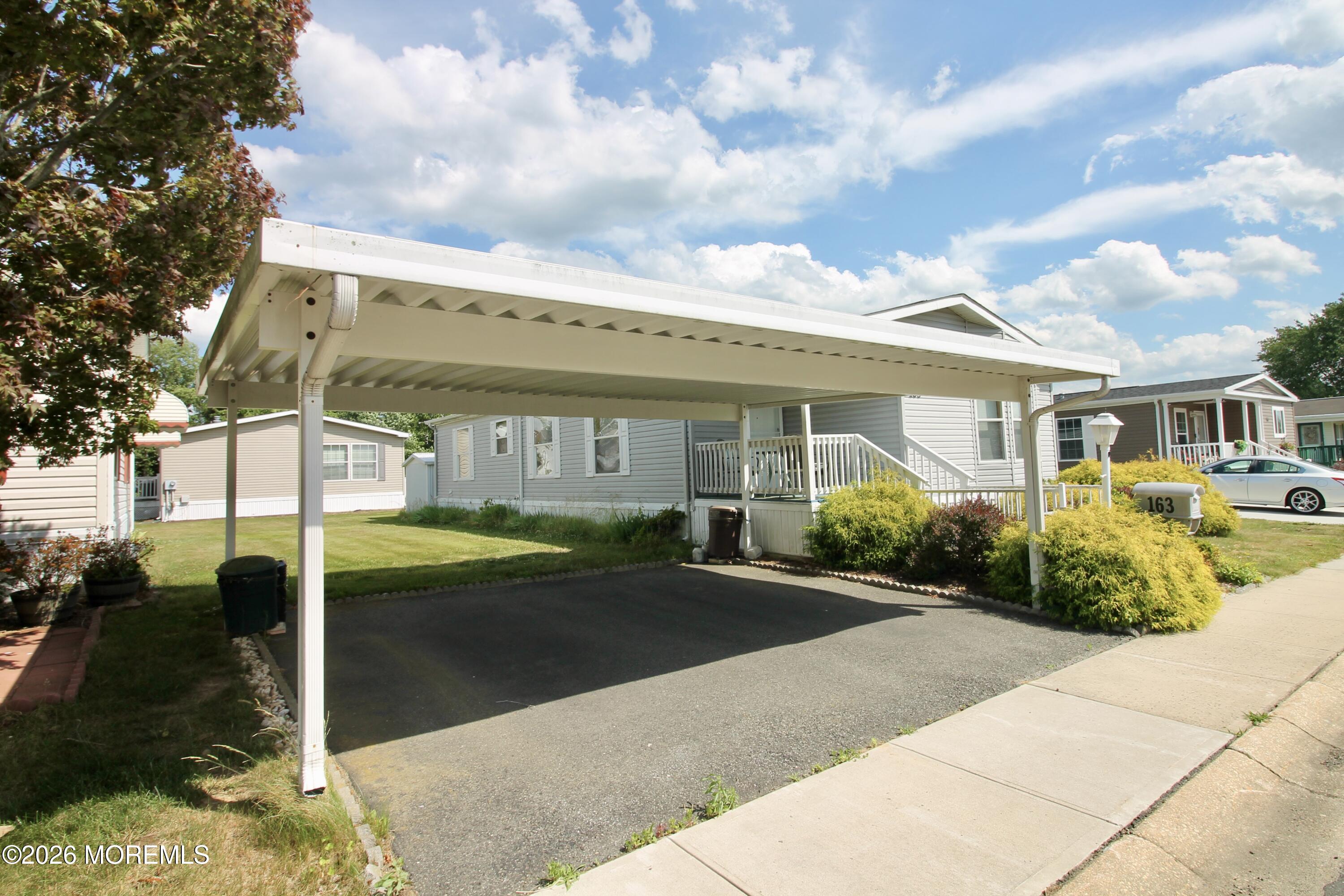 163 Field Place