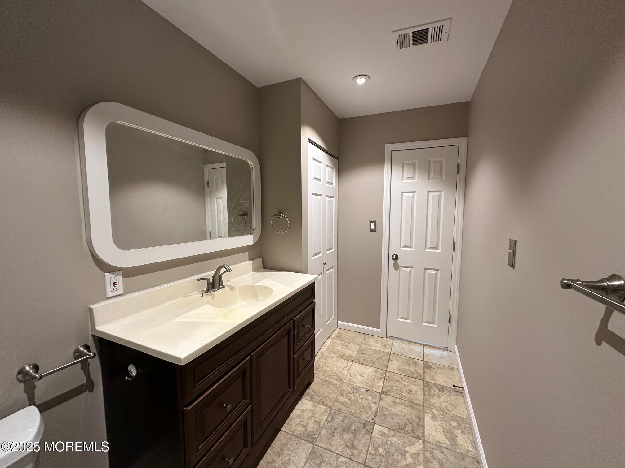 6 Village Green Way, Hazlet, New Jersey image 23