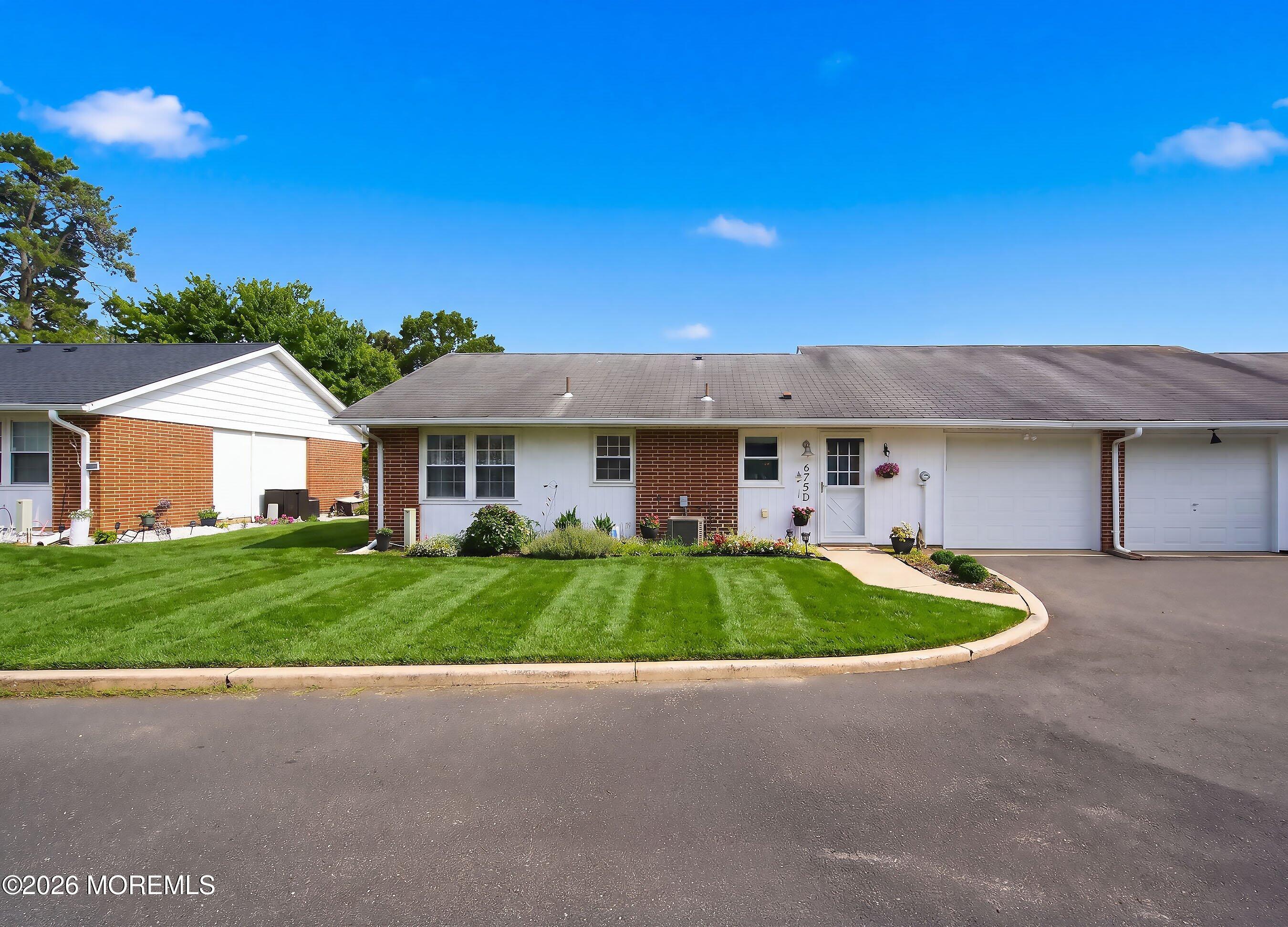 675D New Castle Court