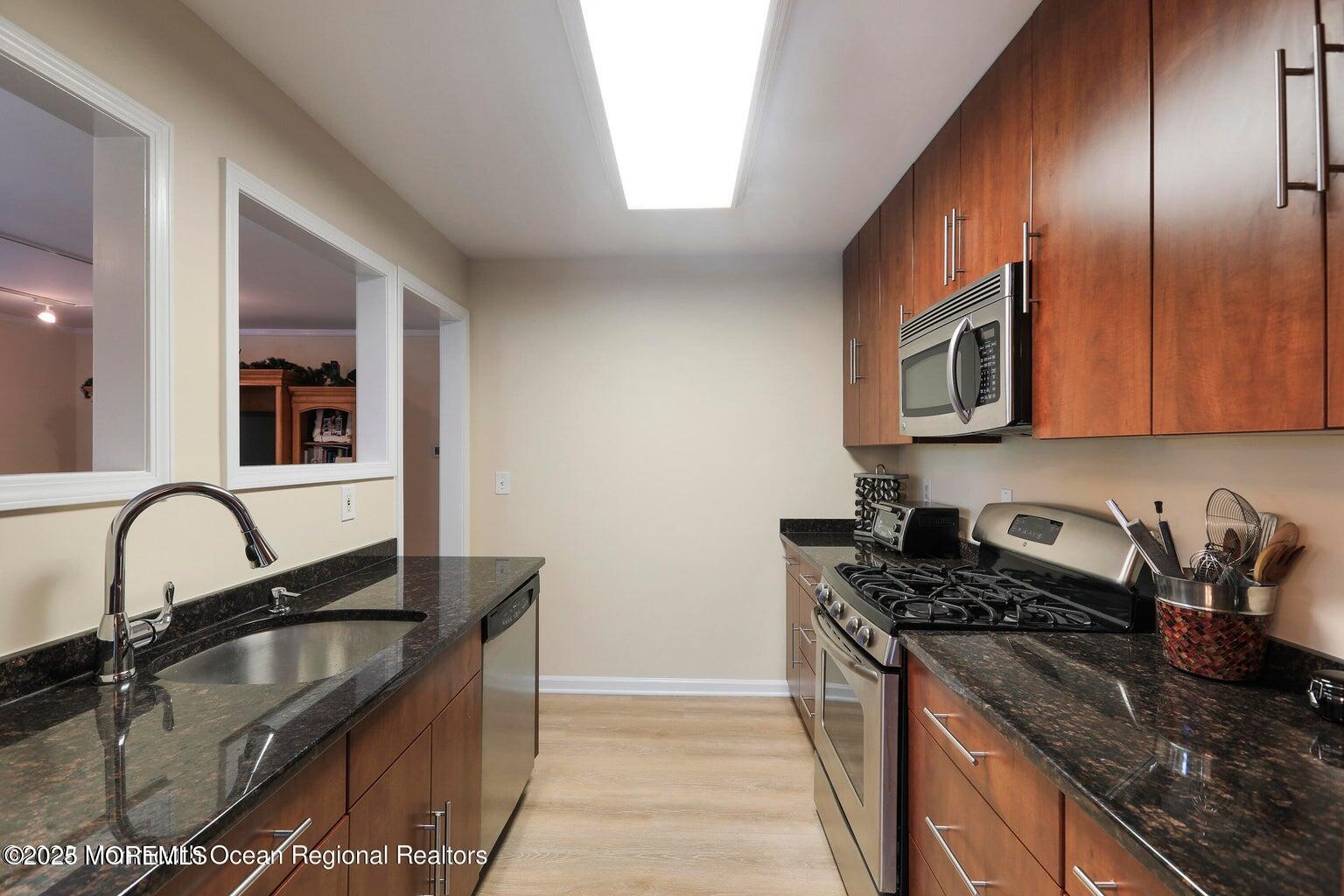 6 Eunice Terrace, West Long Branch, New Jersey image 5