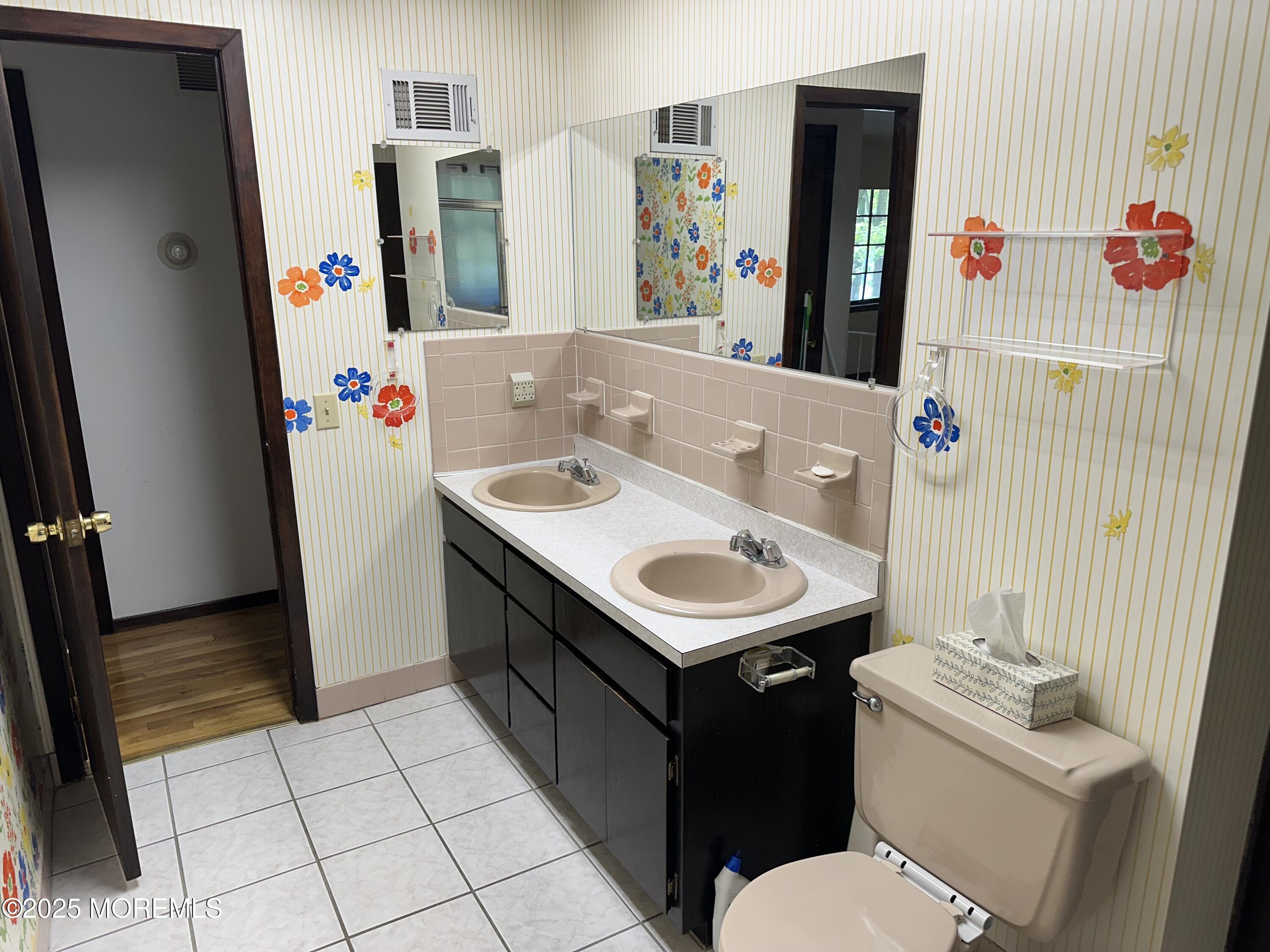 697 Vaughn Avenue, Toms River, New Jersey image 14