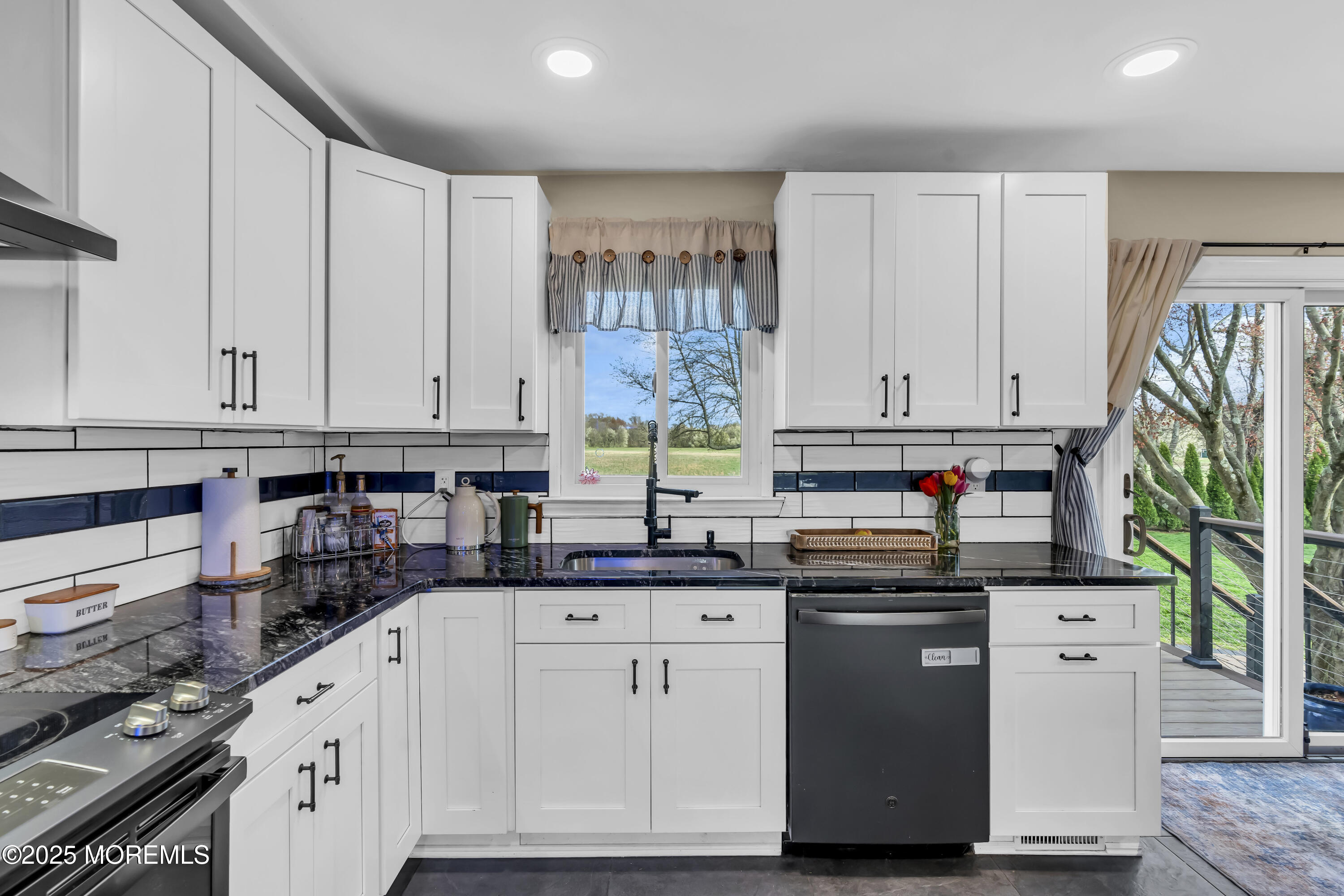 221 Sweetmans Lane, Millstone, New Jersey image 15