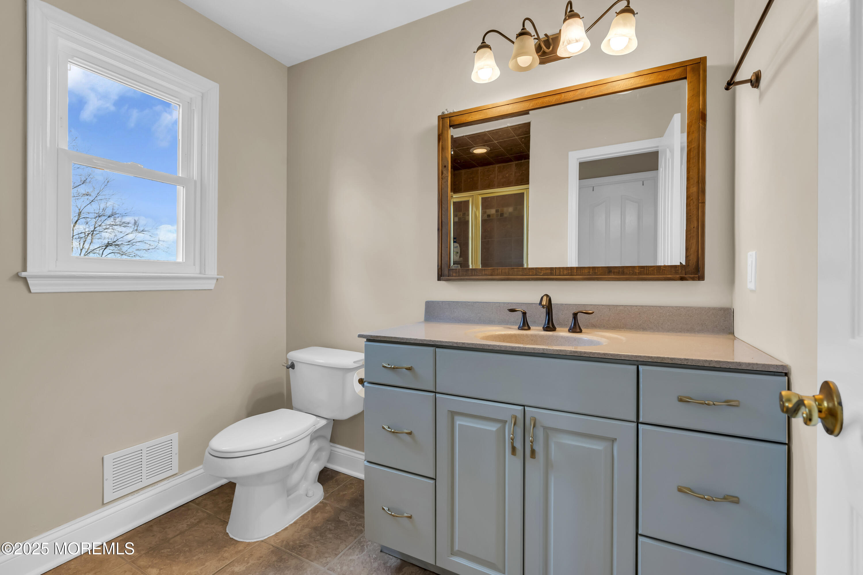 221 Sweetmans Lane, Millstone, New Jersey image 33