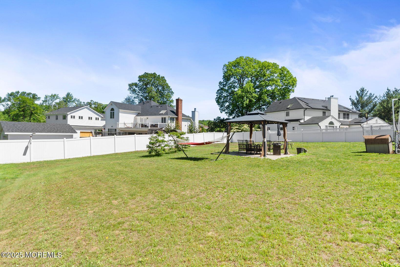 21 Wickatunk Road, Manalapan, New Jersey image 39