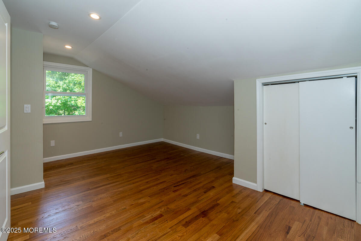 21 Wickatunk Road, Manalapan, New Jersey image 28