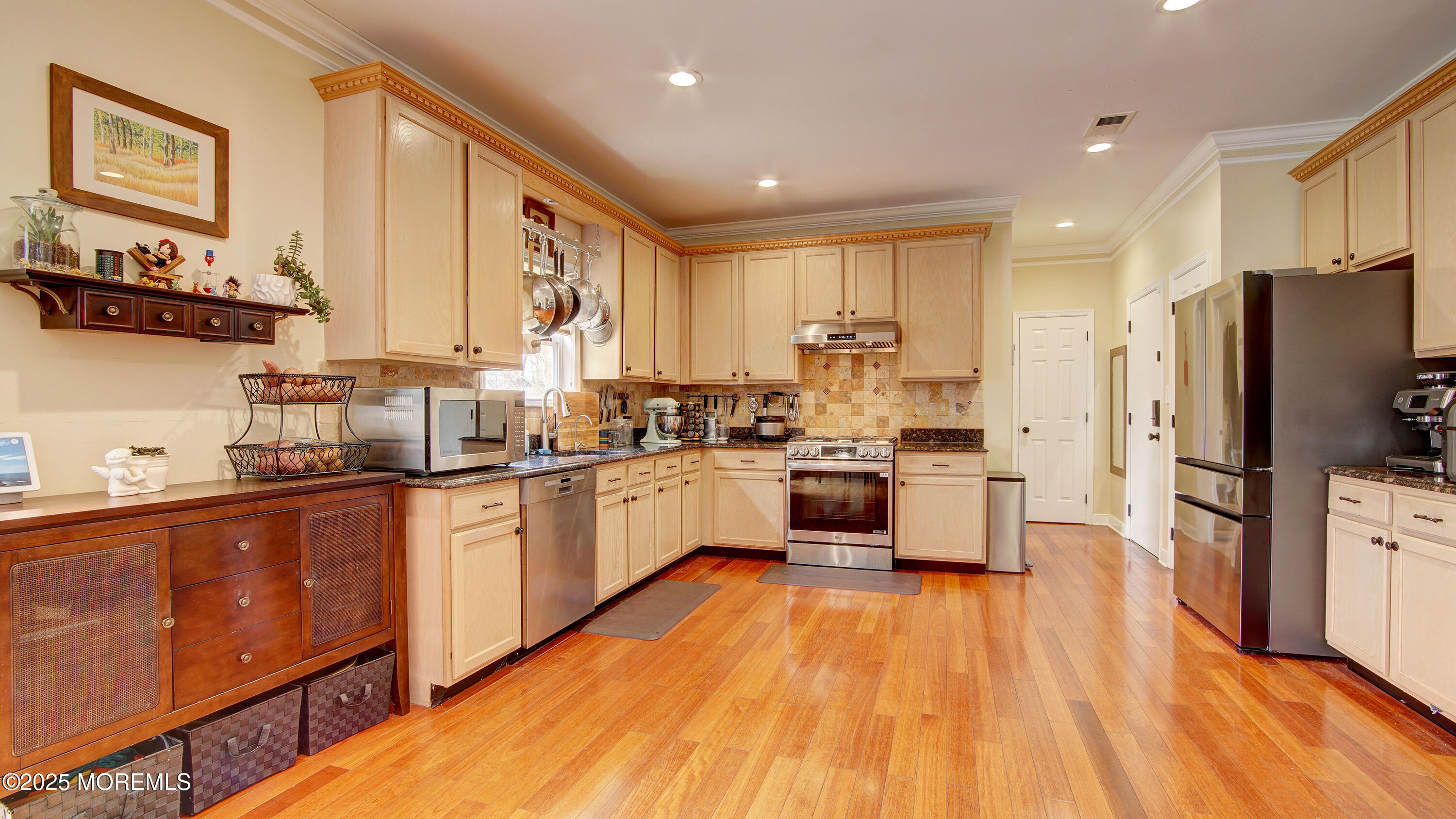 154 Serpentine Drive, Morganville, New Jersey image 10