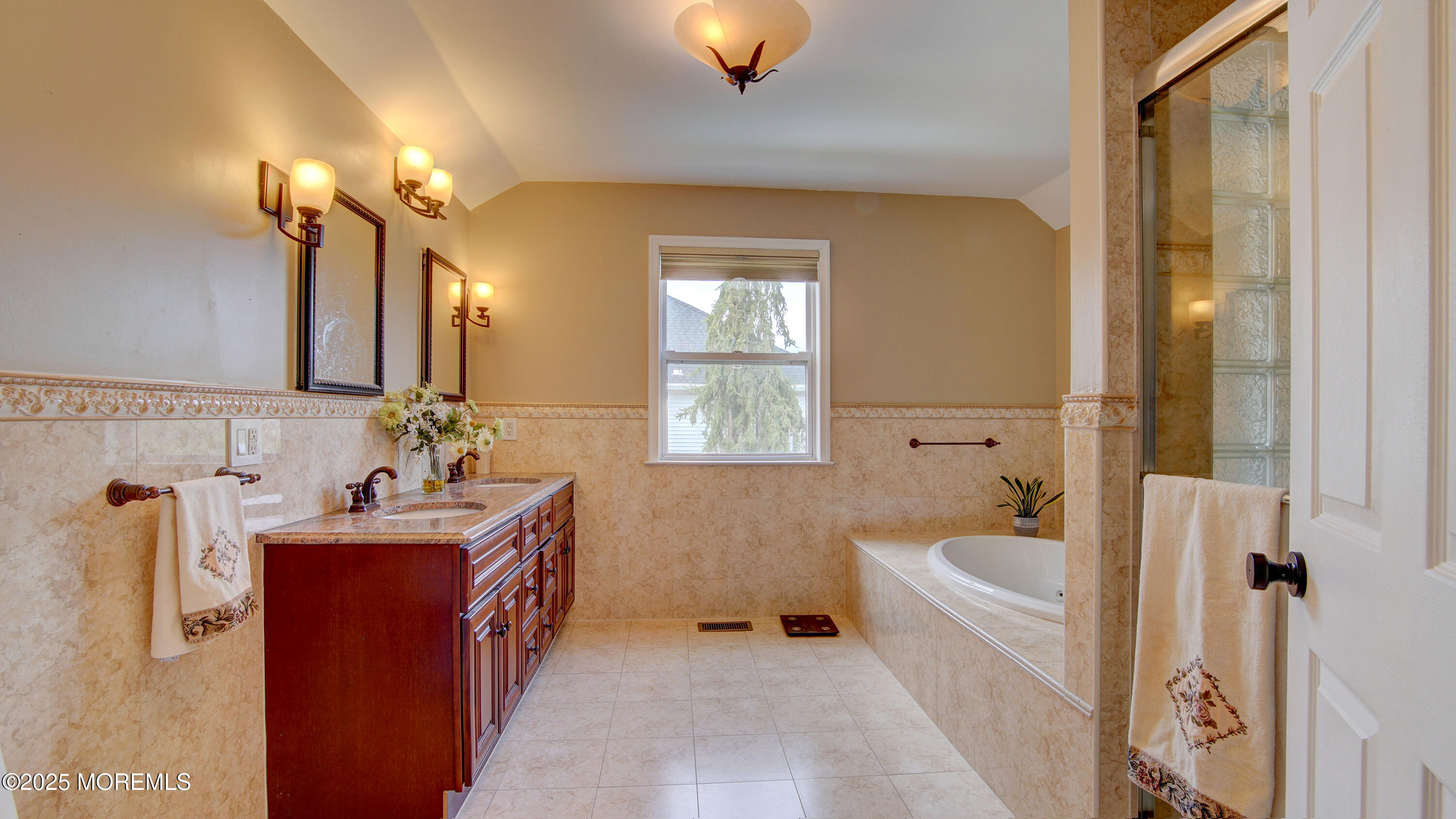 154 Serpentine Drive, Morganville, New Jersey image 21