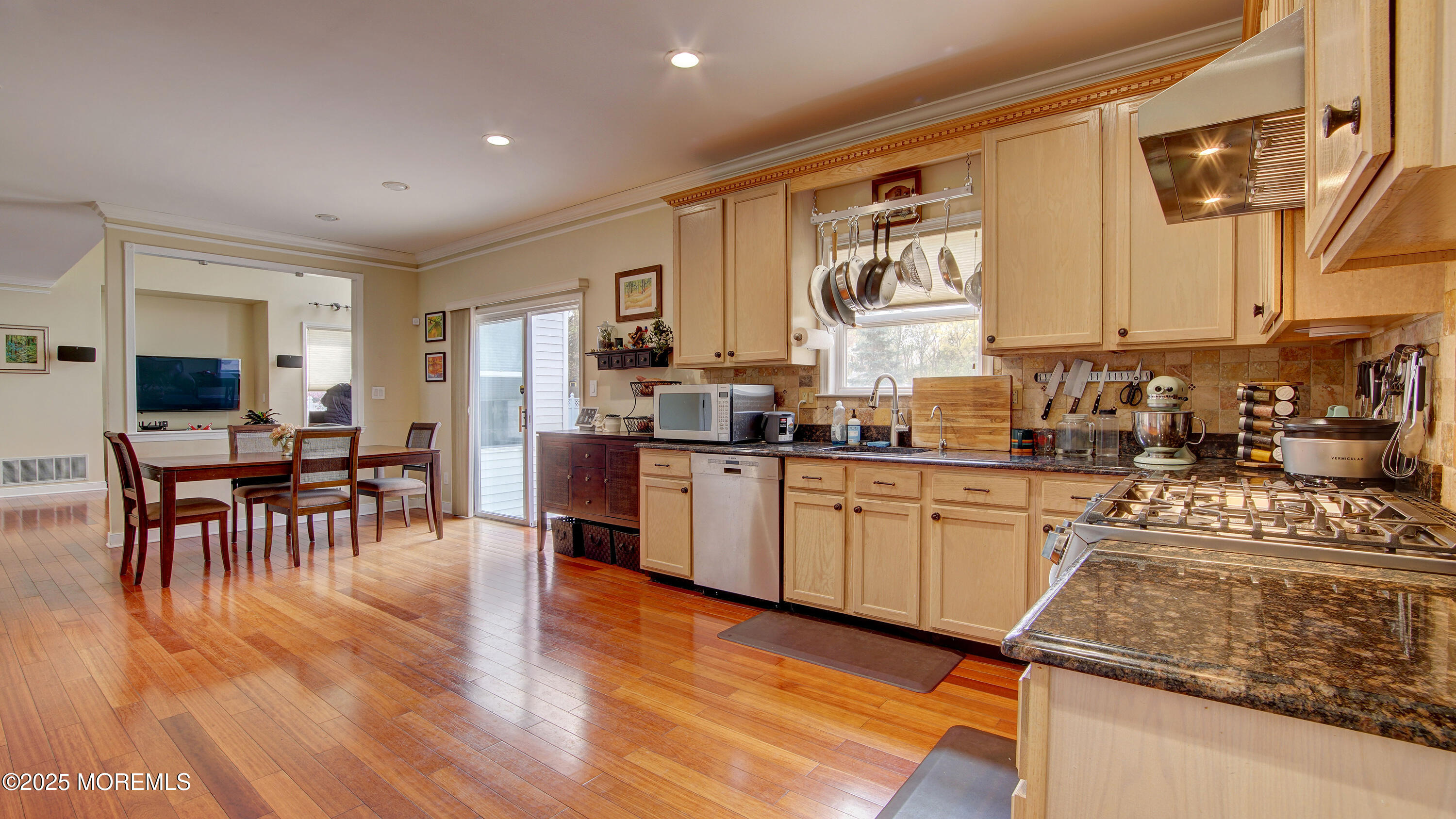 154 Serpentine Drive, Morganville, New Jersey image 11