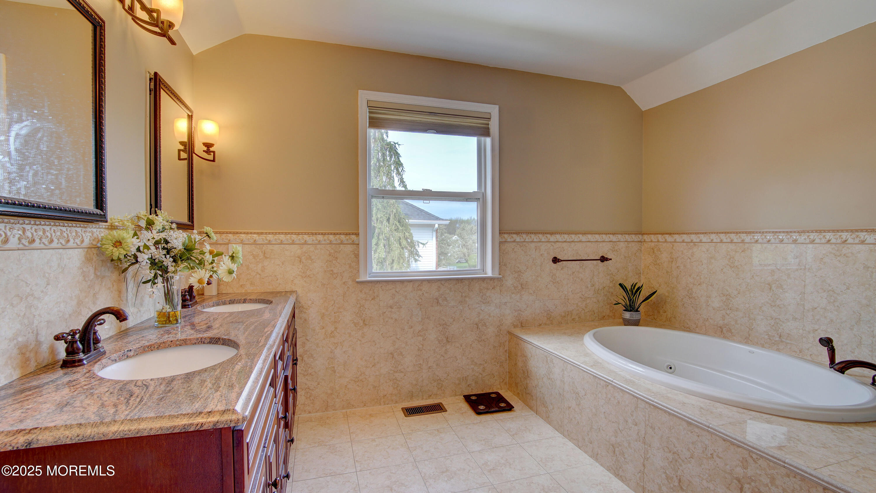 154 Serpentine Drive, Morganville, New Jersey image 22
