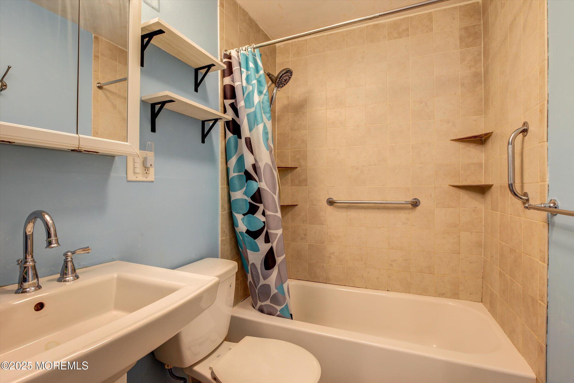 206 Arlington Avenue, Union Beach, New Jersey image 20