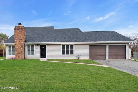 1575 Alamitos Drive Lakewood NJ 08701