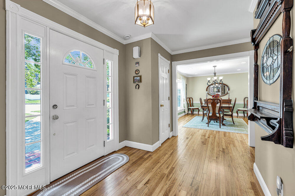 166 S Lake Drive