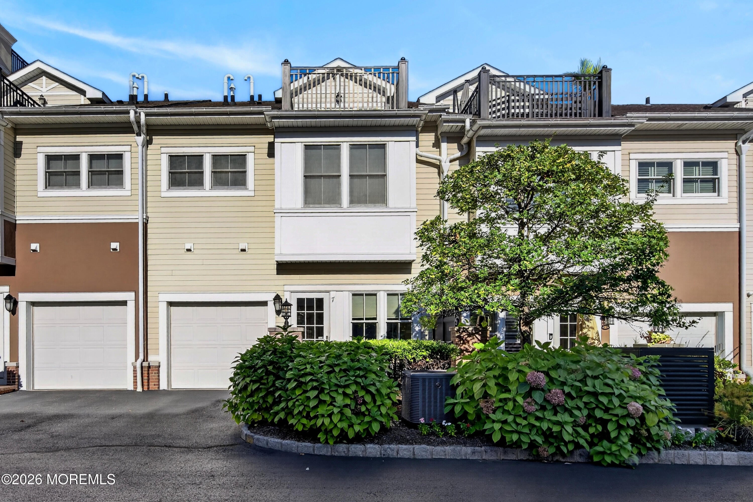 7 Grove Court 24