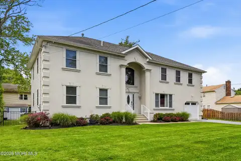 MLS: 22616599