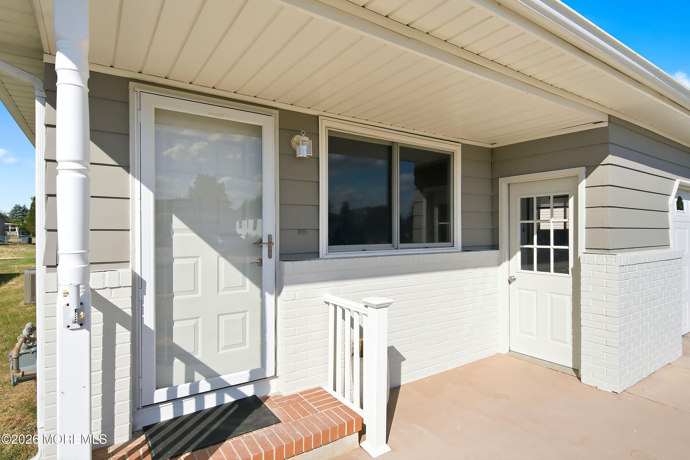 205 Bonaire Drive
