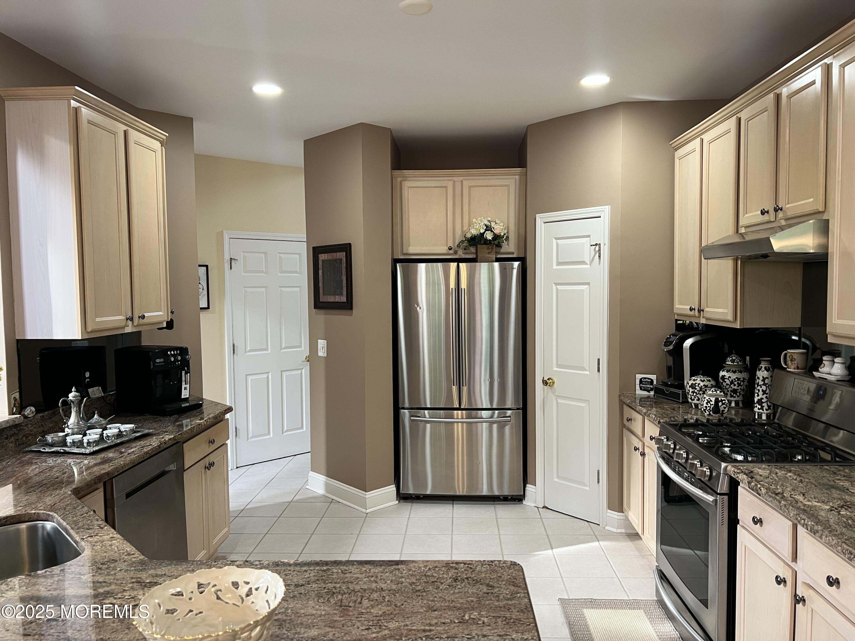 27 Stonehenge Court, Jackson, New Jersey image 13
