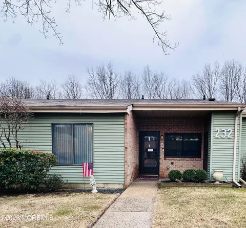 232 Medford Court Unit B, Manalapan, NJ 07726 - MLS#: 22505548