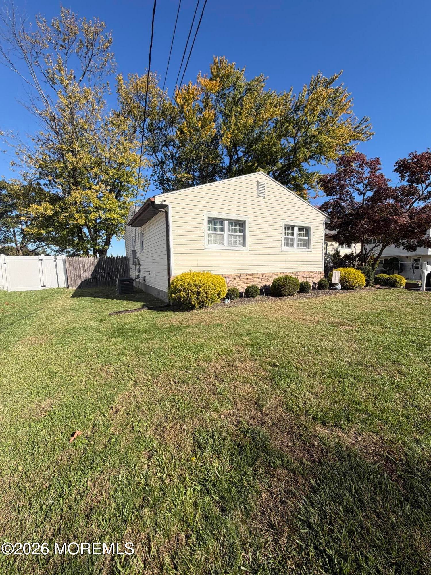 2 Knoll Terrace