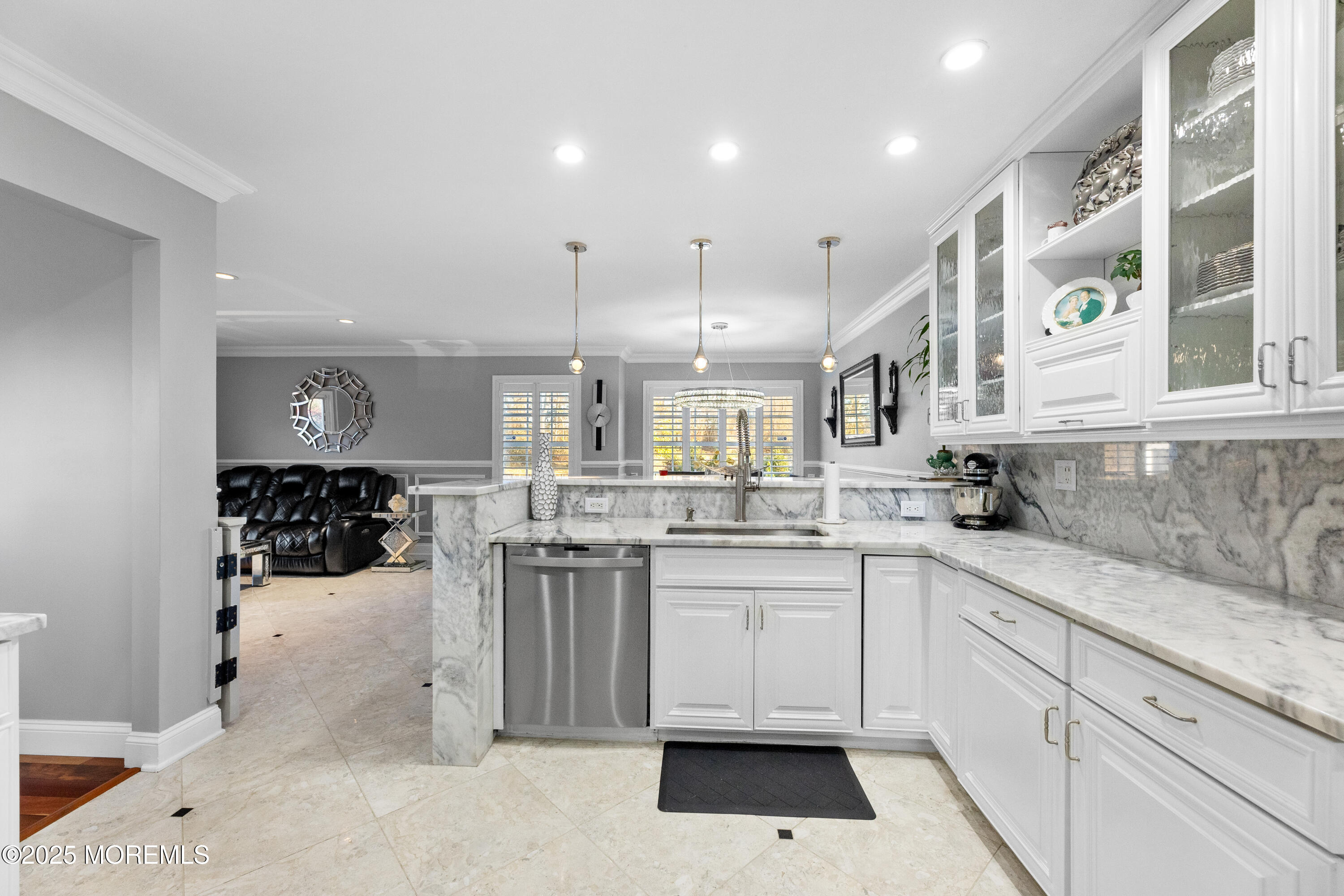 20 Arrowhead Way, Millstone, New Jersey image 18