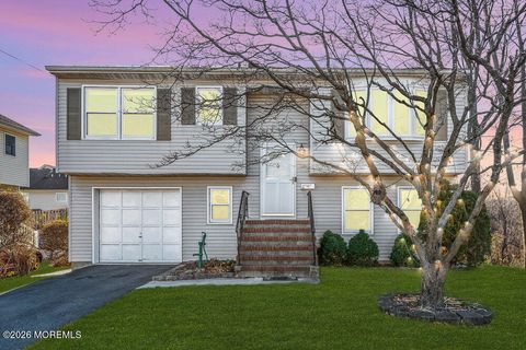 Photo of 261 Catherine Street, South Amboy, NJ 08879 (MLS # 22601495)