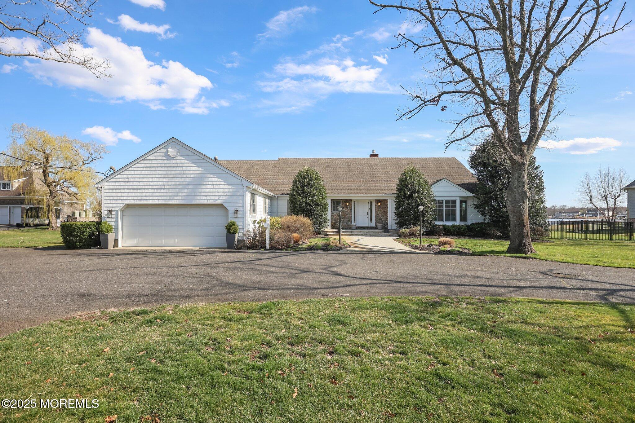 92 Gooseneck Point Road