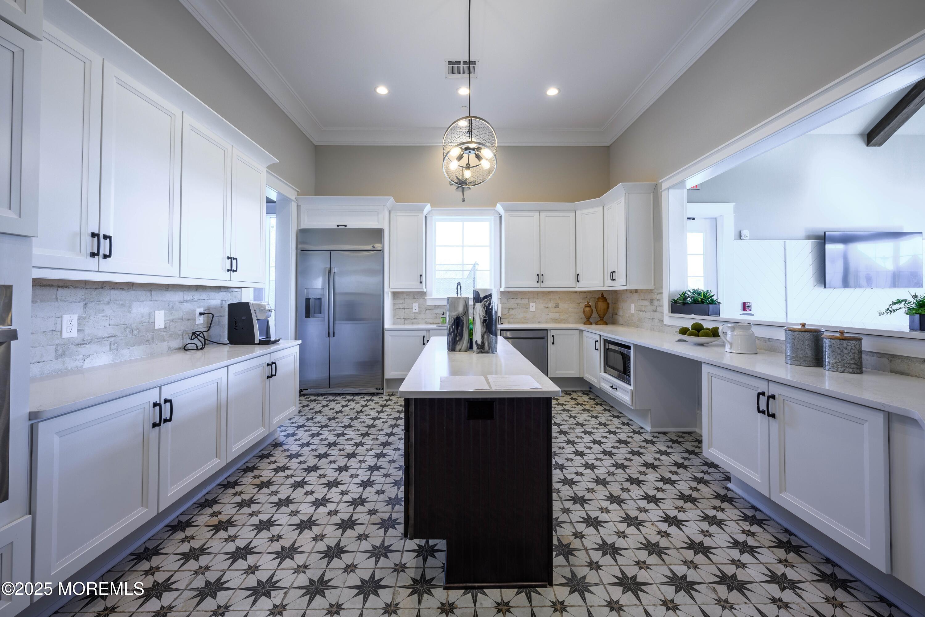 18 Chepstow Road, New Egypt, New Jersey image 44