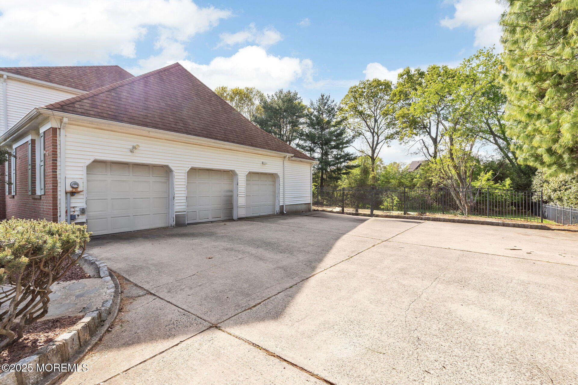 11 Woodhollow Drive, Holmdel, New Jersey image 50