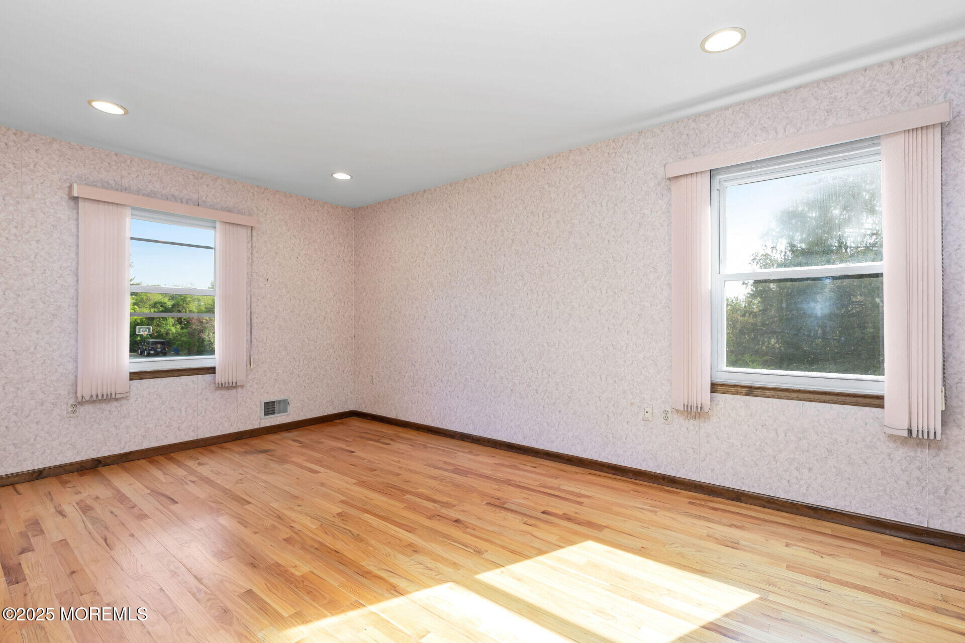 11 Woodhollow Drive, Holmdel, New Jersey image 35