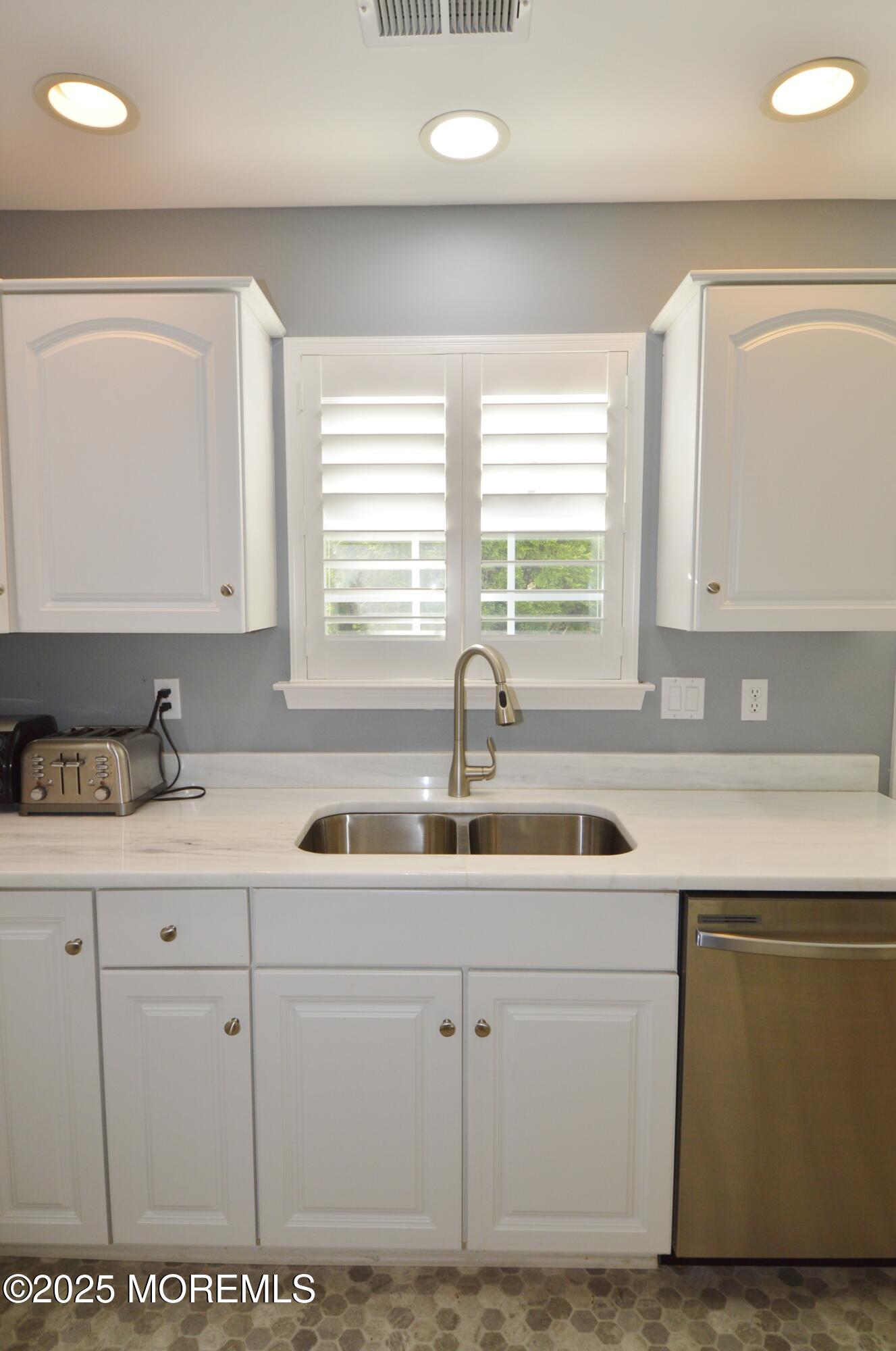 3519 Vicari Avenue, Toms River, New Jersey image 17