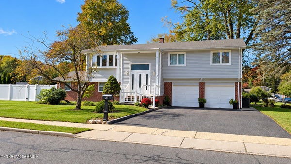 37 VALLEY VALE DR, OLD BRIDGE, NJ 08857 - Image ccd4c8fd812d3f62058c0f03dc675d77/4175054590
