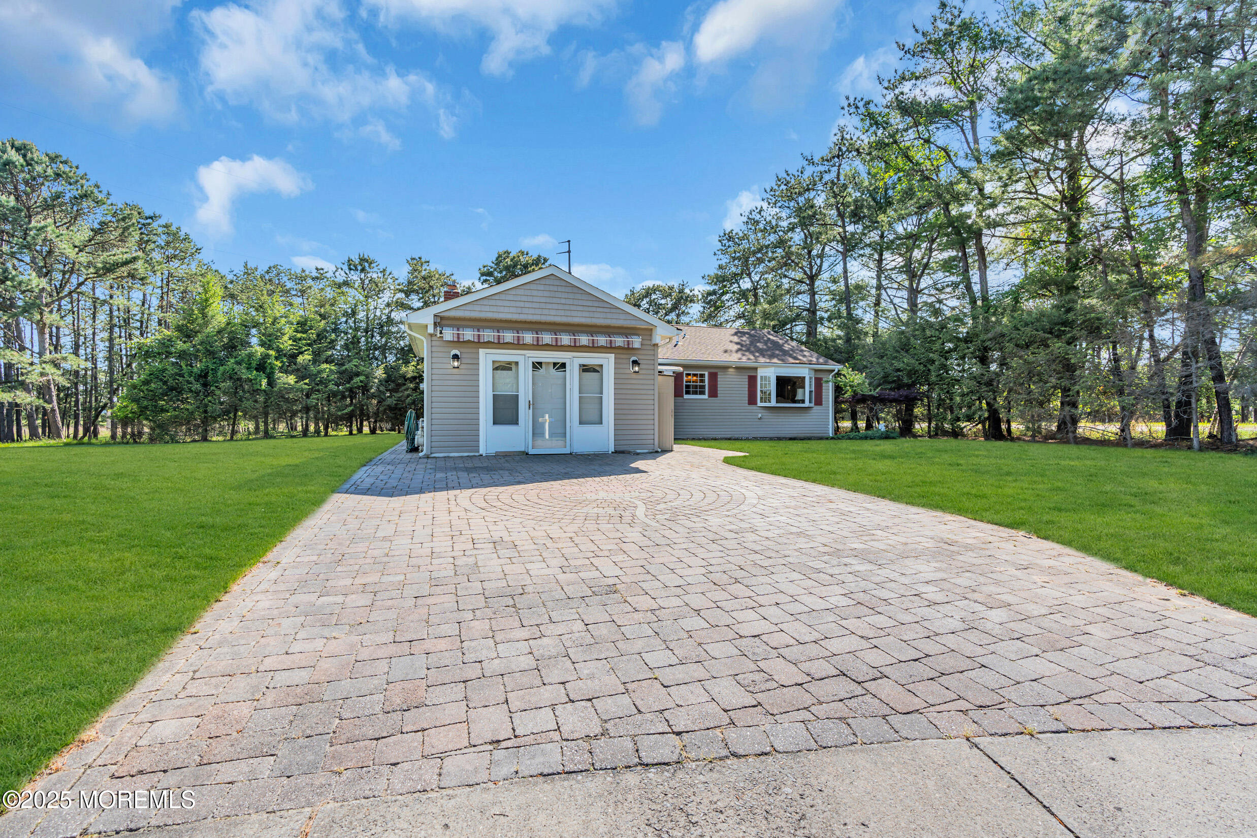 11 S Point Court, Toms River, New Jersey image 4