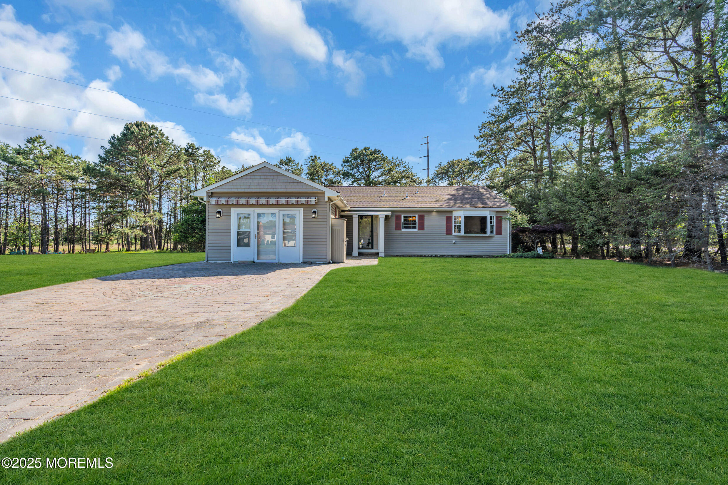 11 S Point Court, Toms River, New Jersey image 2