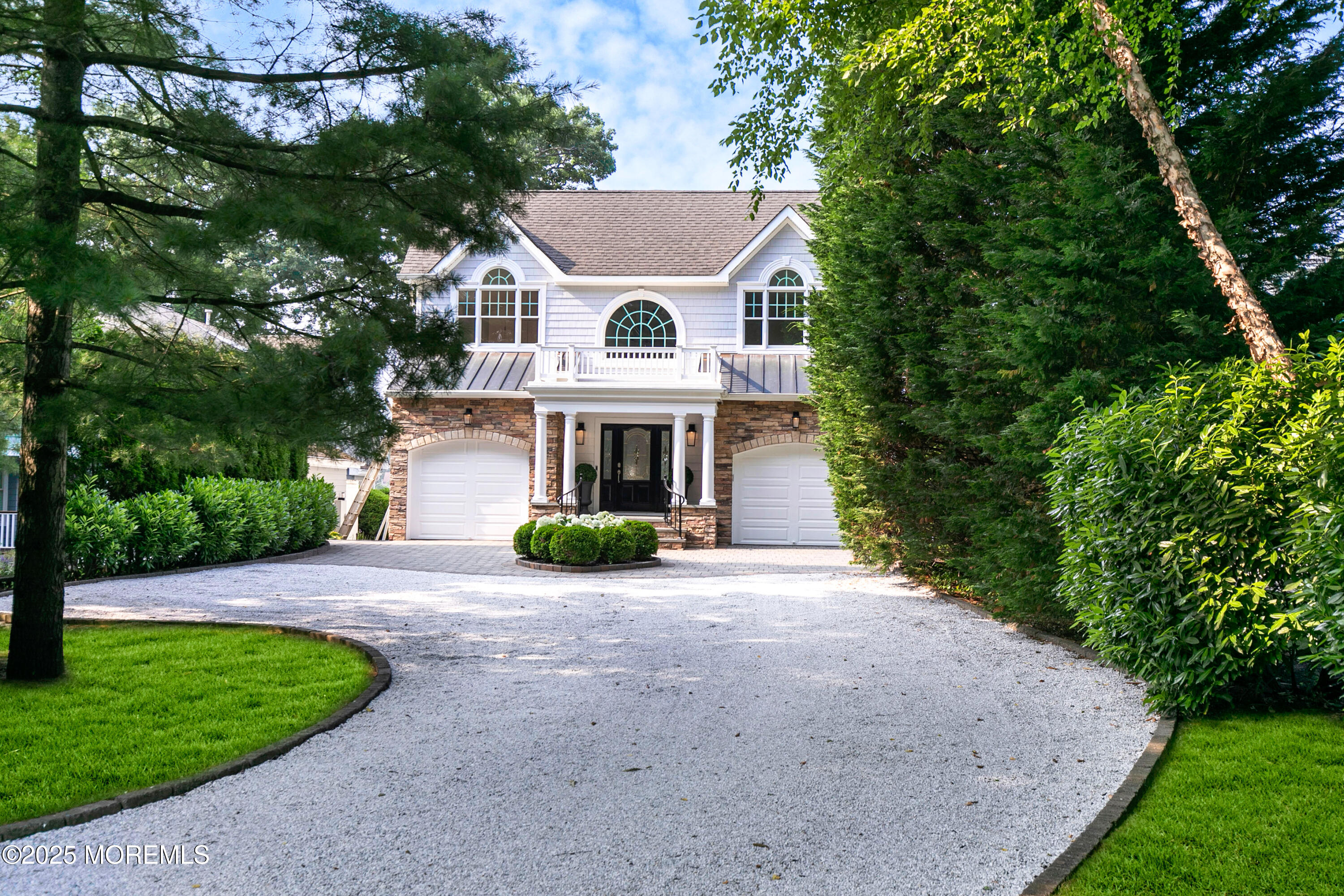 619 Beacon Boulevard