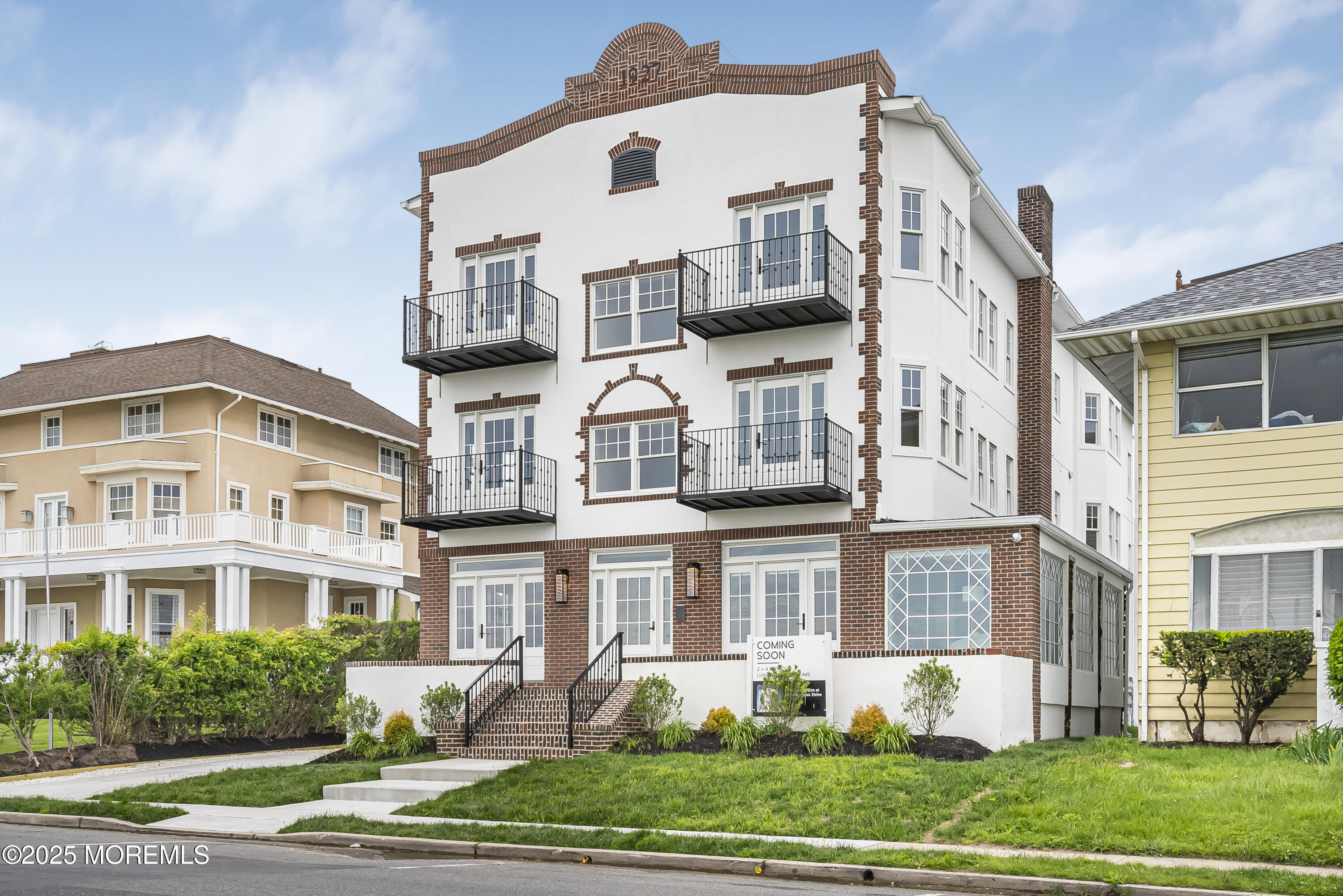 205 Edgemont Drive 1