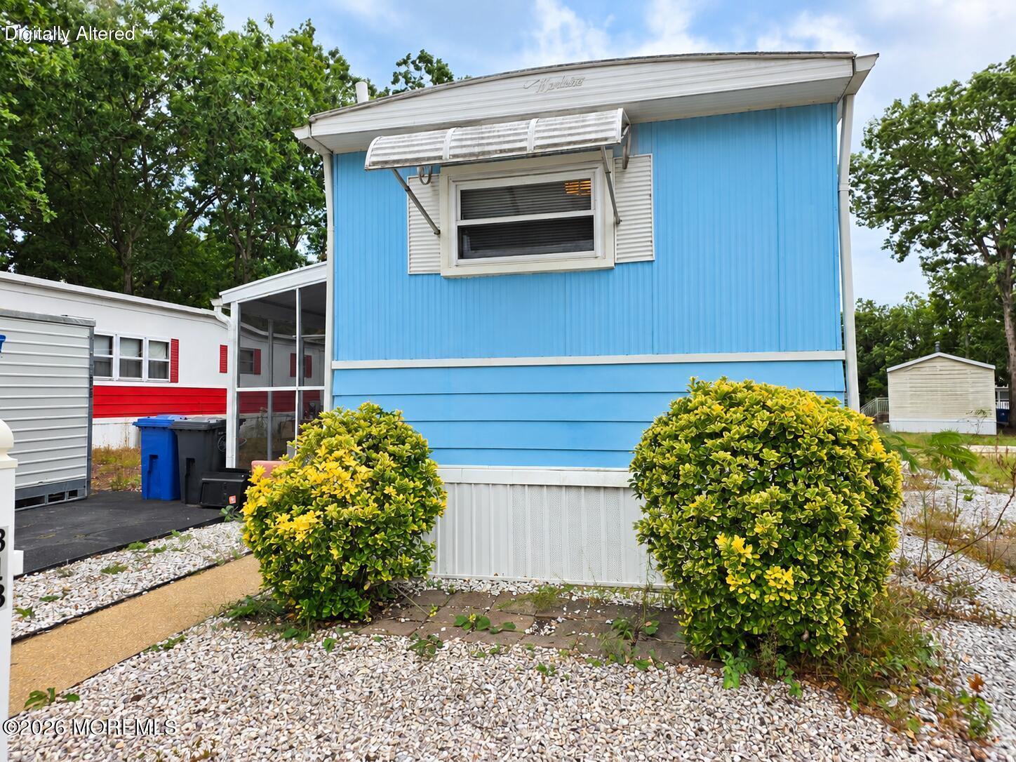 318 Roberts Road
