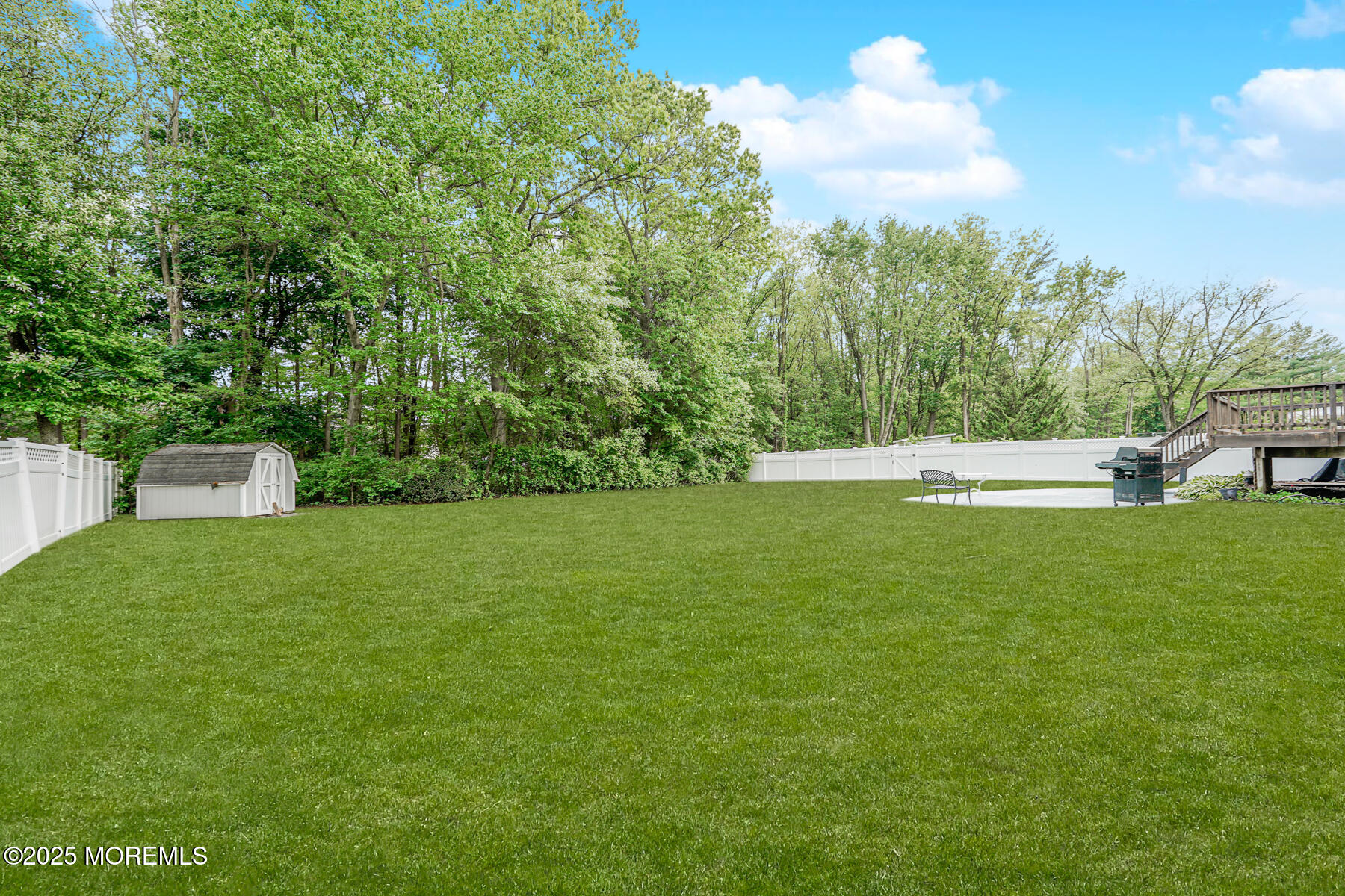 8 Emerson Drive, Morganville, New Jersey image 32