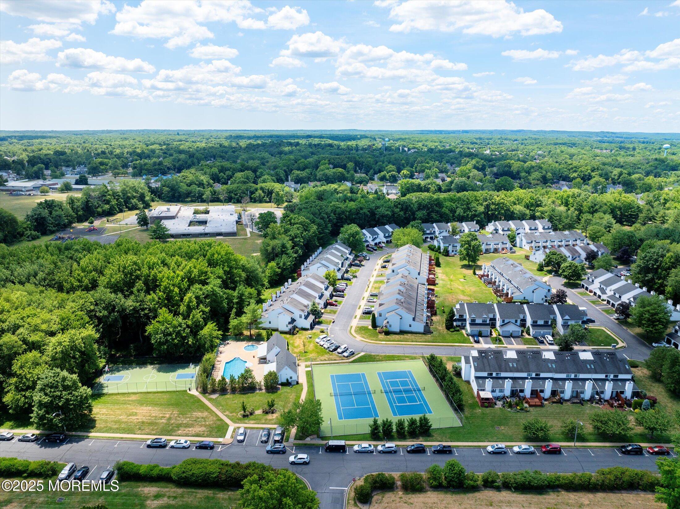 223 Longwood Drive #22-3, Manalapan, New Jersey image 43