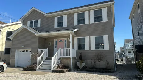 MLS: 22506731