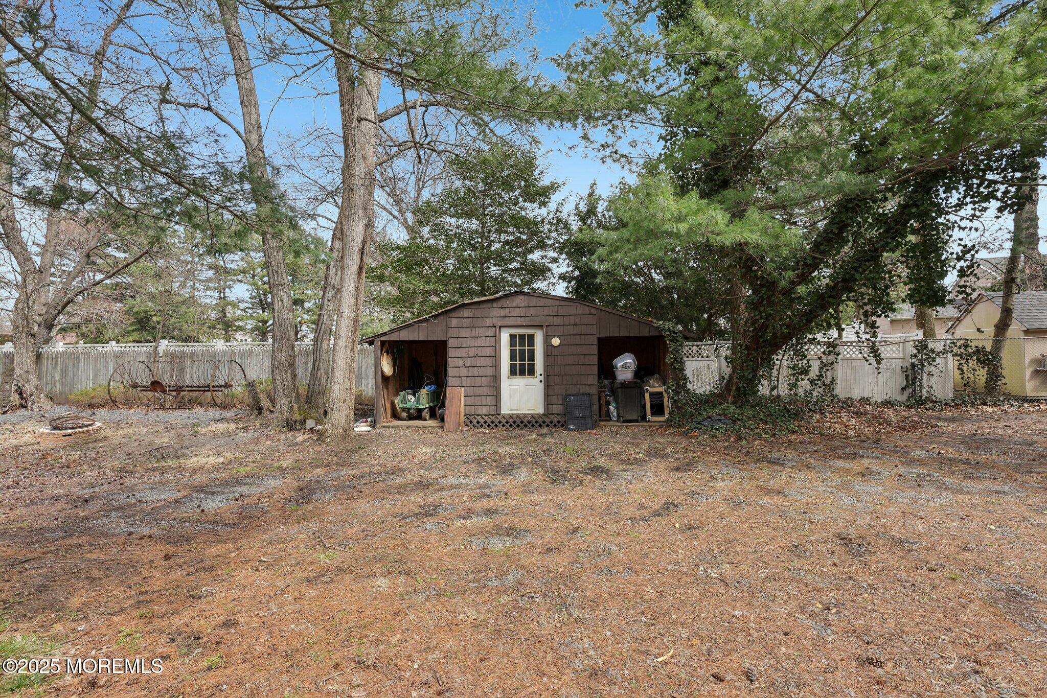 227 Lloyd Road, Aberdeen, New Jersey image 26