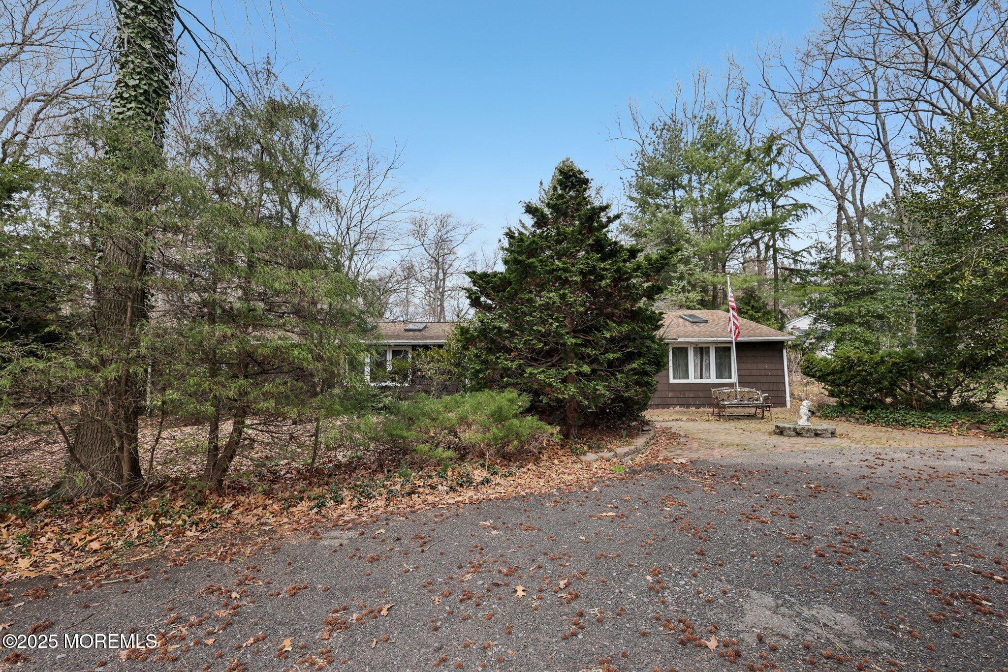 227 Lloyd Road, Aberdeen, New Jersey image 1