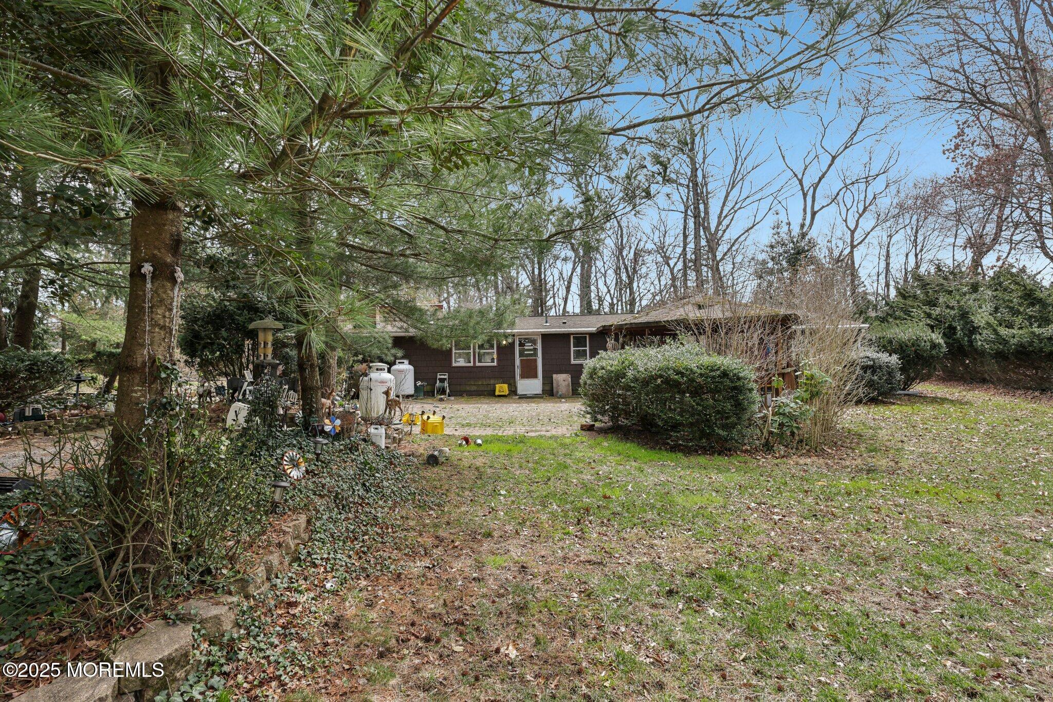 227 Lloyd Road, Aberdeen, New Jersey image 29