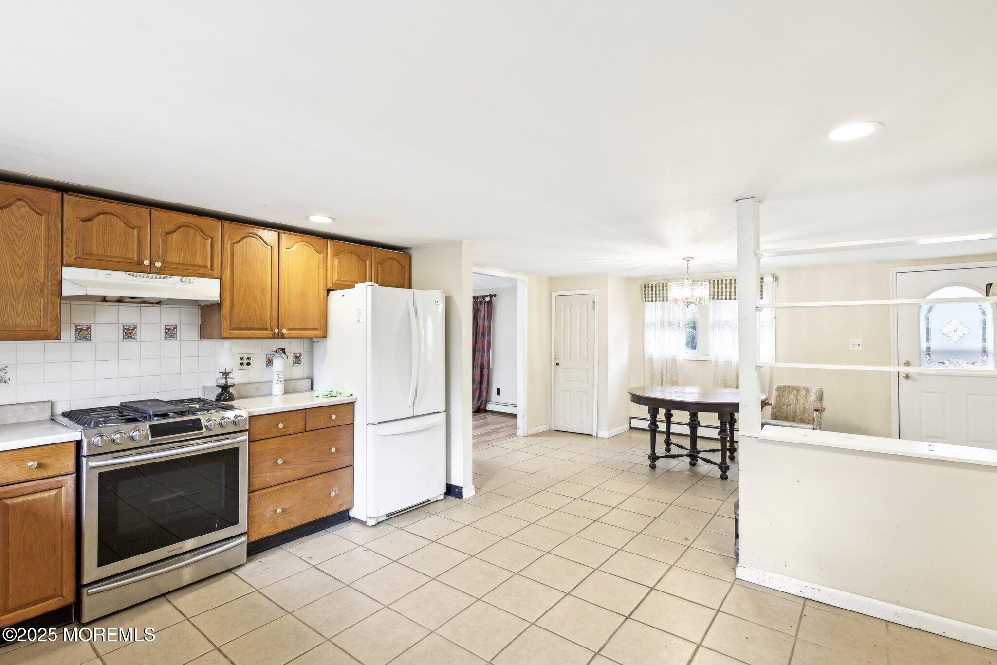 227 Lloyd Road, Aberdeen, New Jersey image 9